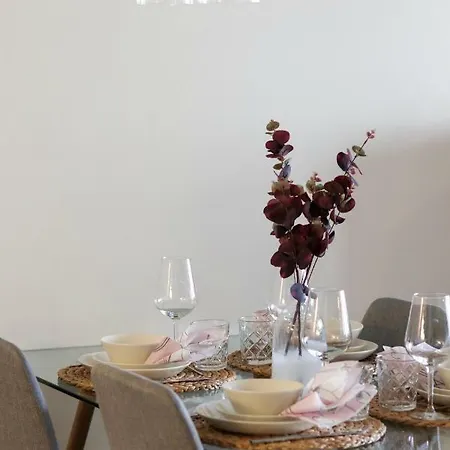 Bright And Stylish, New Apartamento *